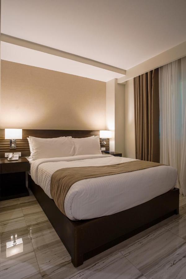 Hotel Areca Legazpi Eksteriør billede