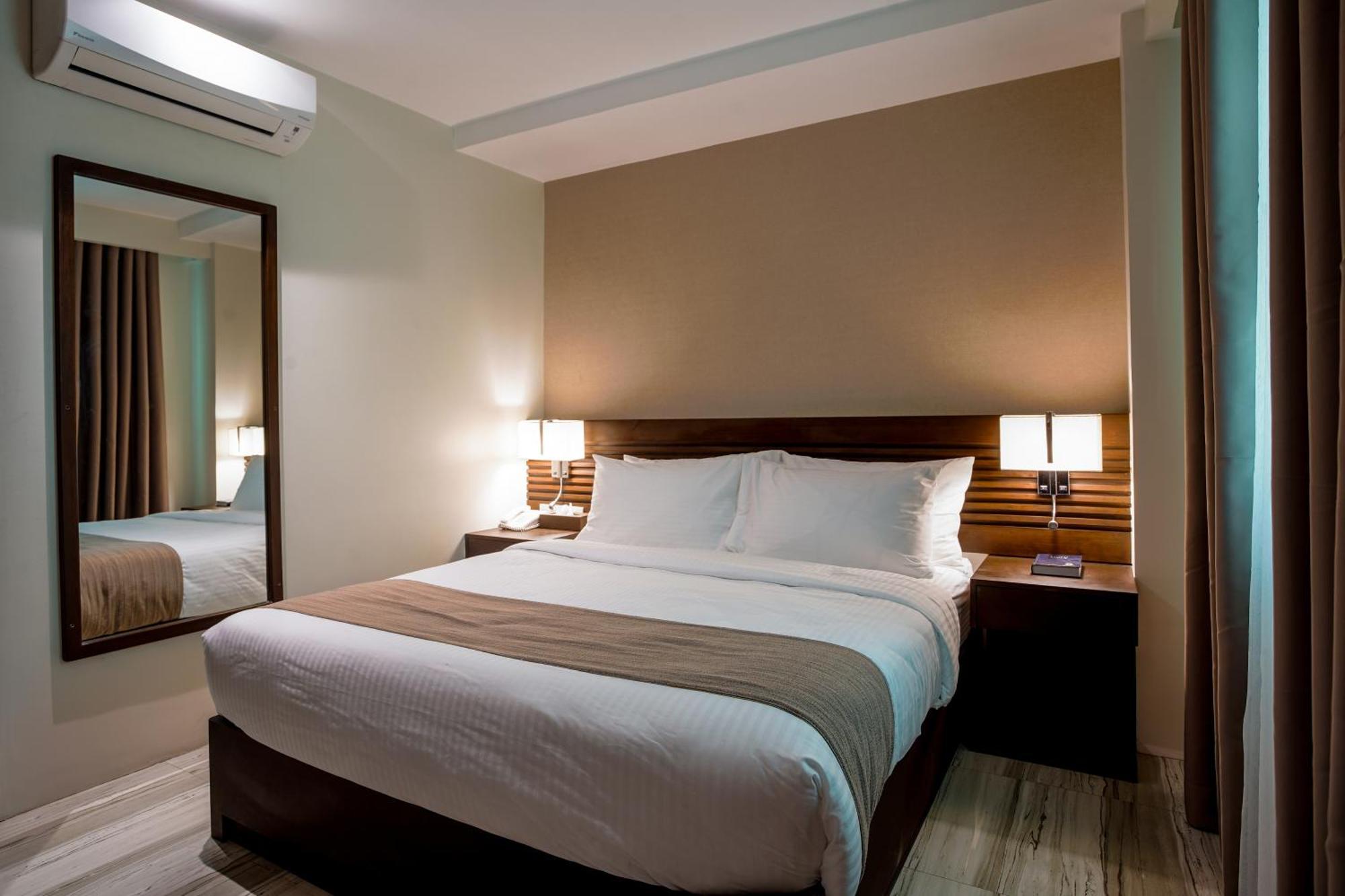 Hotel Areca Legazpi Eksteriør billede